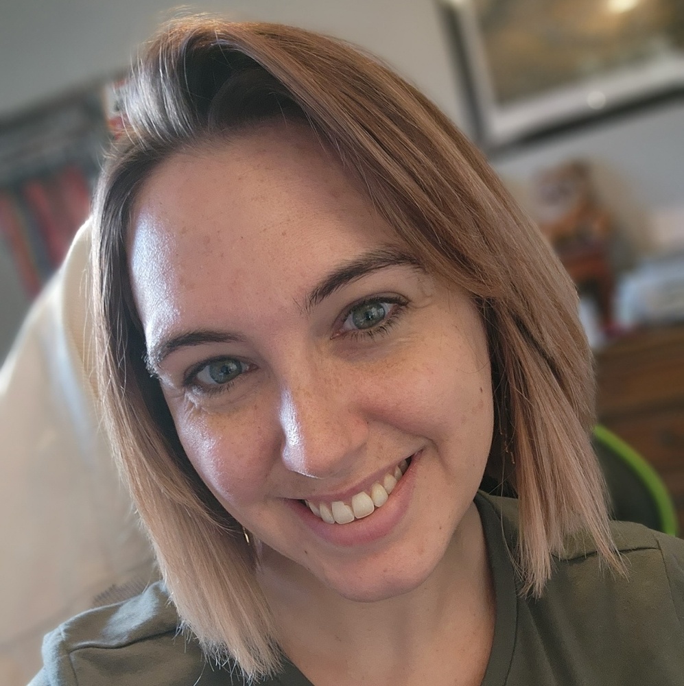 Meet your Posher, Madelyn